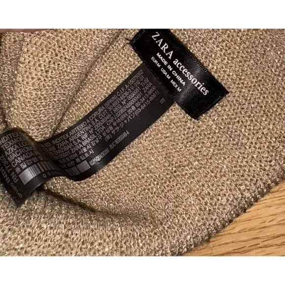 Zara Knit Gold Shimmer Knit Beanie Metallic Sparkle Slouchy Hat Soft Women’s - Picture 4 of 6